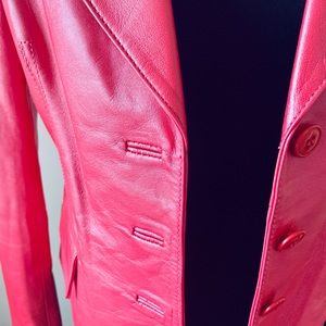 Waistlengh soft leather jacket...peach size 10